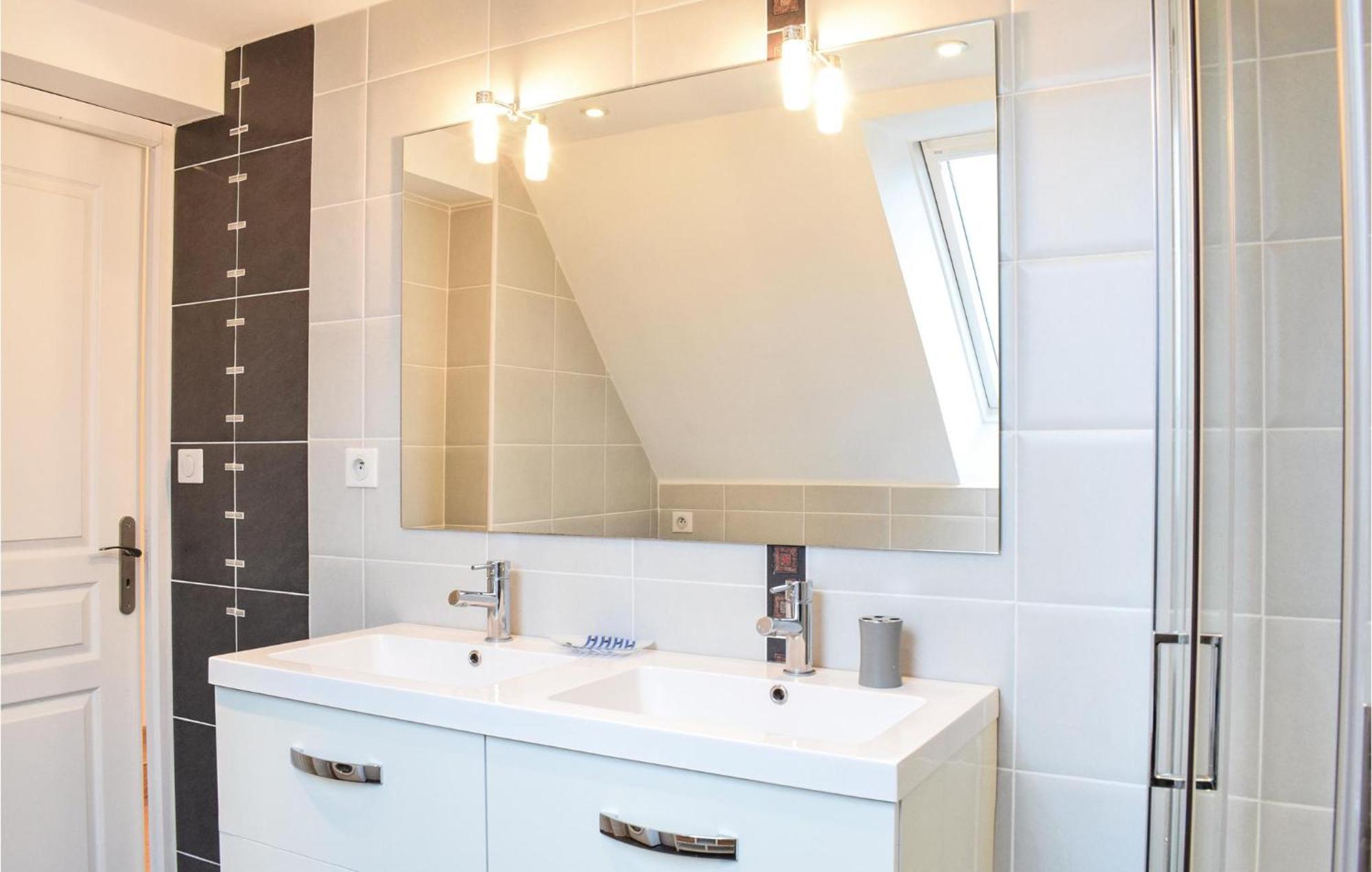 2 Bedroom Amazing Apartment In Ponts מראה חיצוני תמונה